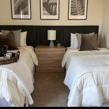 Vine City Home - Duplex - 3 Mins From Gwcc & Mercedes- Benz Stadium Атланта Екстер'єр фото
