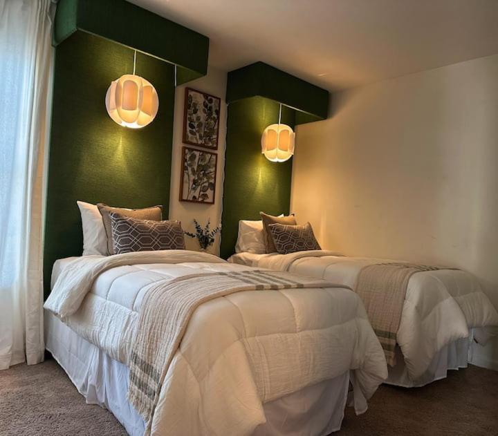 Vine City Home - Duplex - 3 Mins From Gwcc & Mercedes- Benz Stadium Атланта Екстер'єр фото